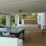 Preciosa Casa En Primera Linea Del Mar