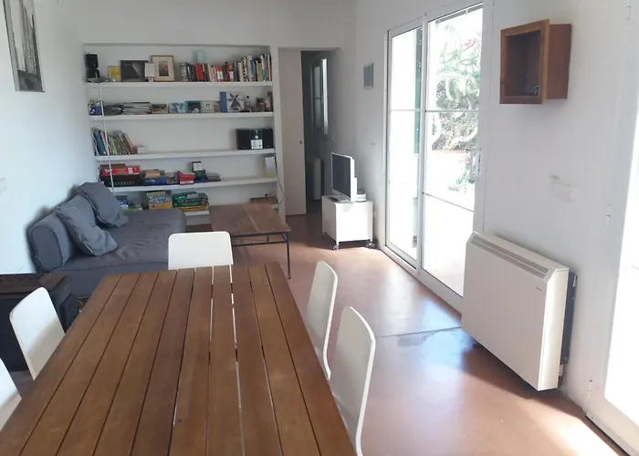 Preciosa Casa En Primera Linea Del Mar * Biniatap de Dalt