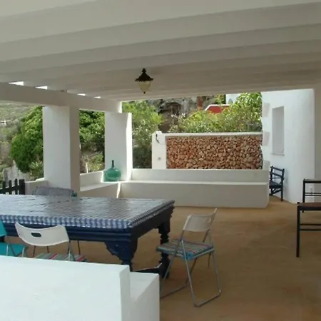 Preciosa Casa En Primera Linea Del Mar